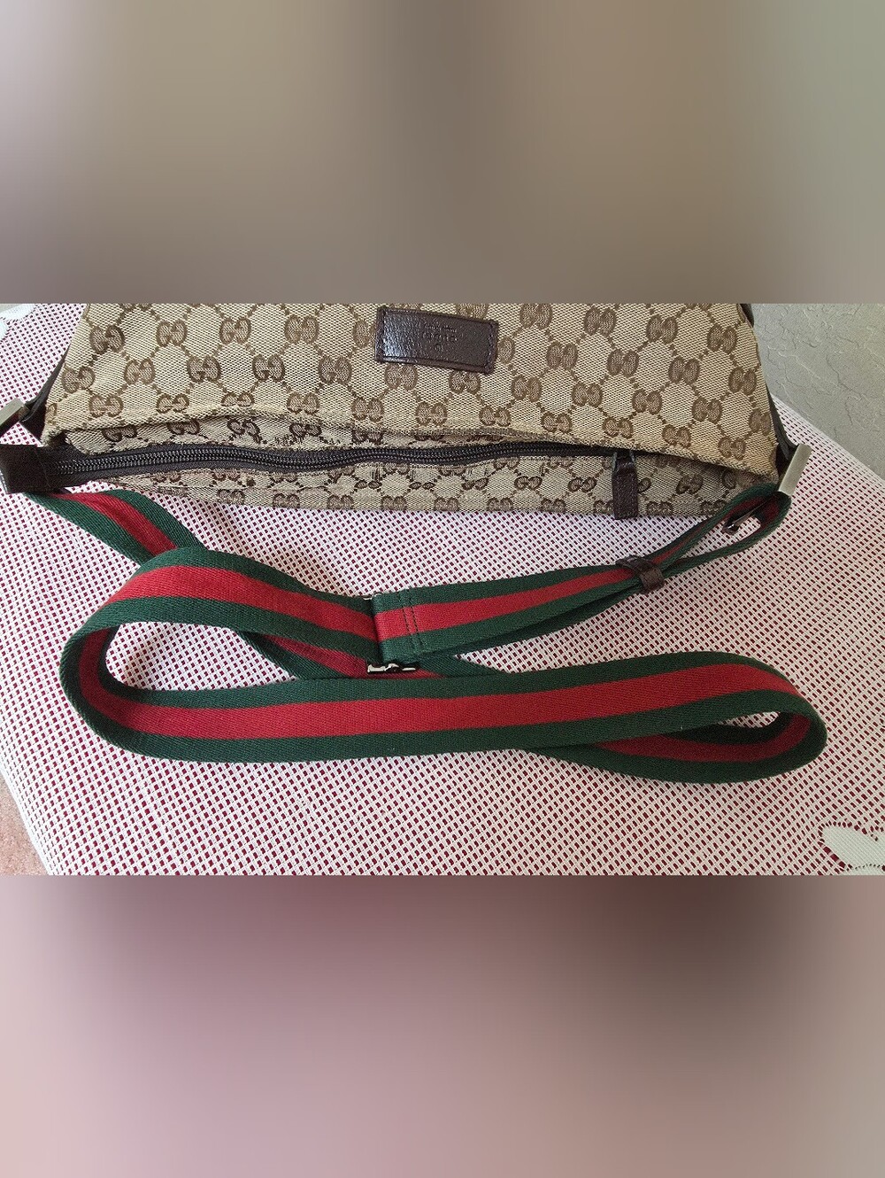 Gucci GG Canvas Large Crossbody Bag AUTHENTIC - Picture 7 of 16